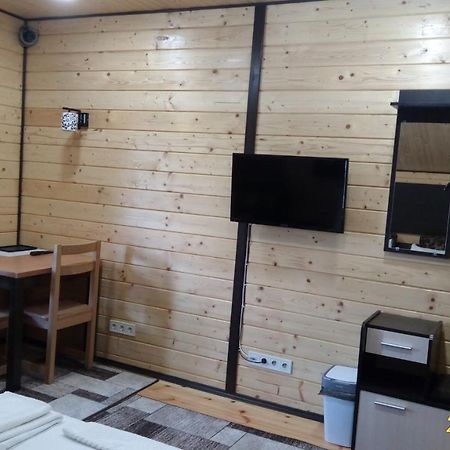 Hotel Life House Berezan Zewnętrze zdjęcie